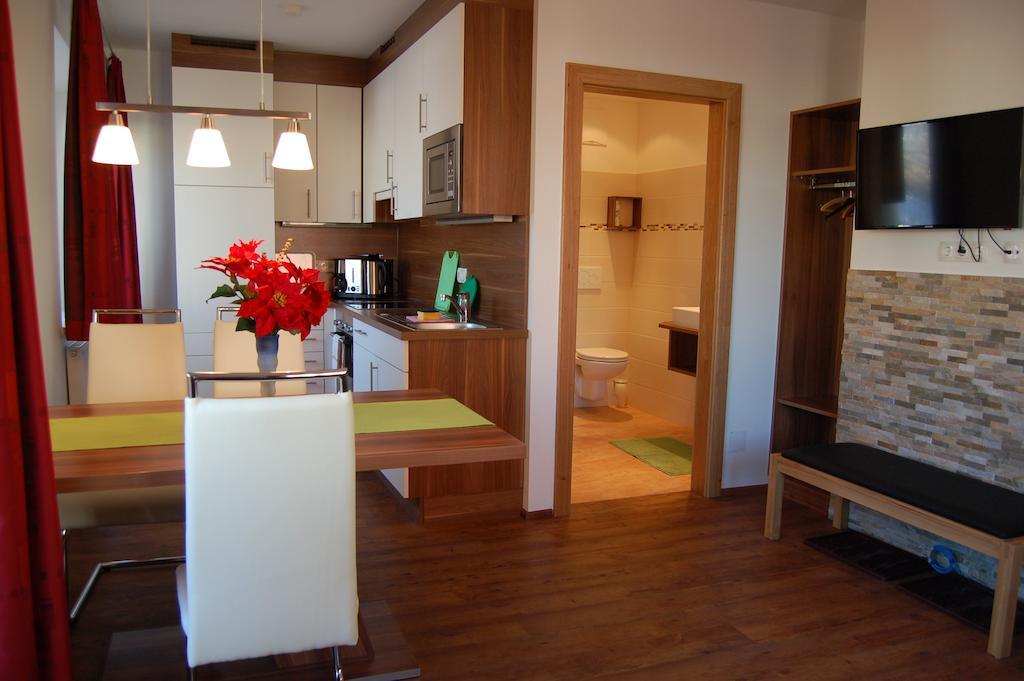 Appartement Pension Albert Zell am See Habitación foto